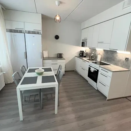 Kotimaailma - 3mh Asunto Pohjois-haagassa Appartamento