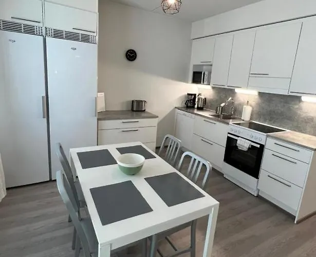 Kotimaailma - 3mh Asunto Pohjois-haagassa * هلسنكي