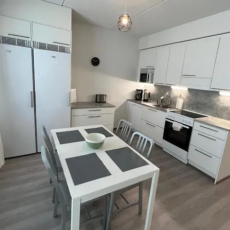 Kotimaailma - Kaunis 3mh Asunto Pohjois-haagassa * Helsinki